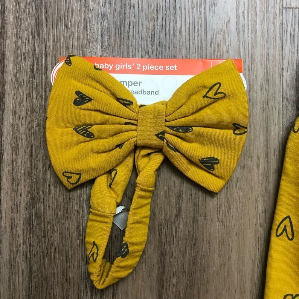 Girl's Adorable Romper with Headband Set - Picture 3 of 8
